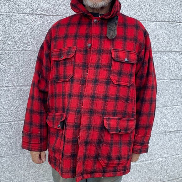 Vintage Woolrich Mens Red Plaid Hunting Jacket
